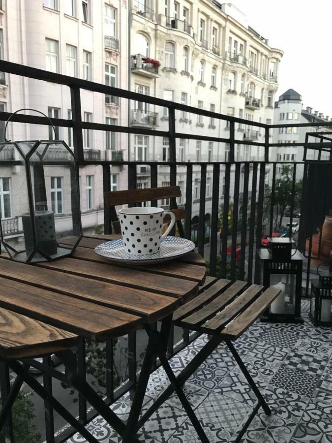 Ferienwohnung Warszawa Hoza Exterior foto